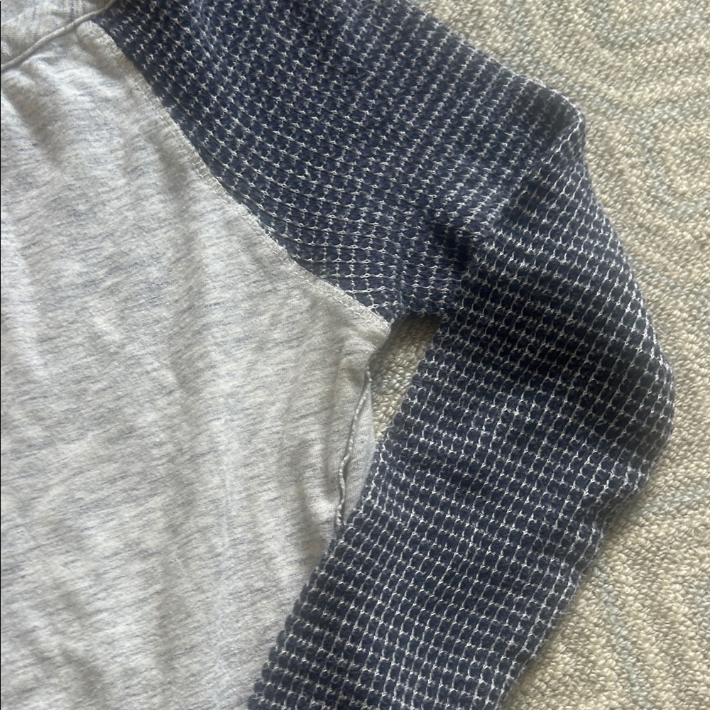 Splendid Gray and Black Raglan Top - Picture 2 of 3